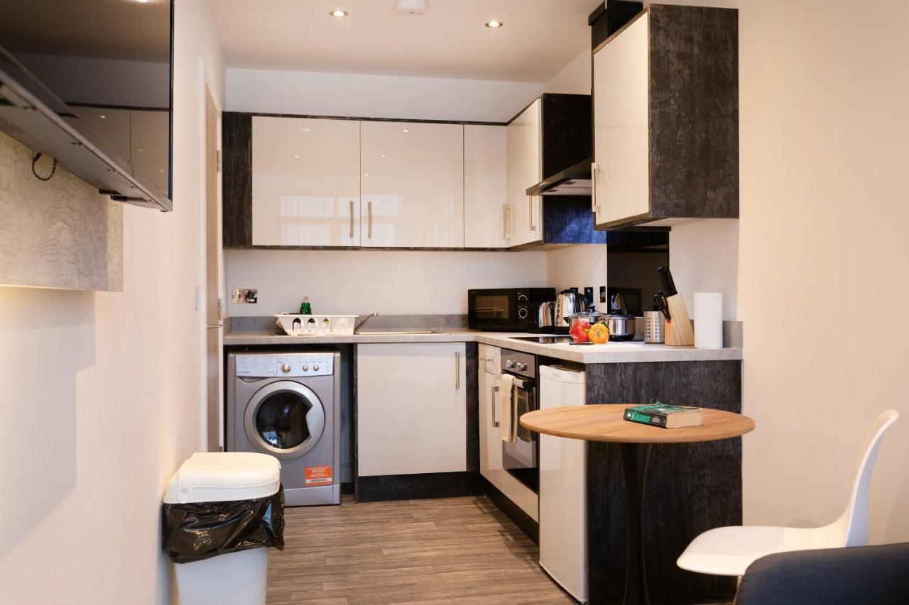 Hoemli Smart City Centre Apartment Лестер Экстерьер фото