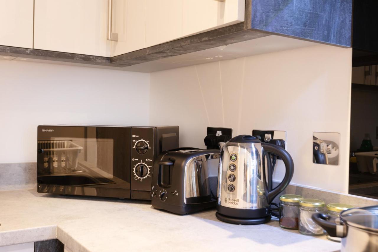 Hoemli Smart City Centre Apartment Лестер Экстерьер фото