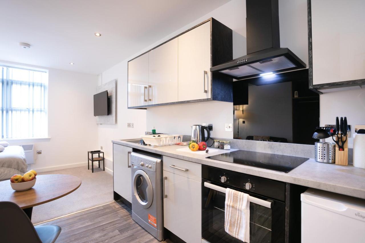 Hoemli Smart City Centre Apartment Лестер Экстерьер фото