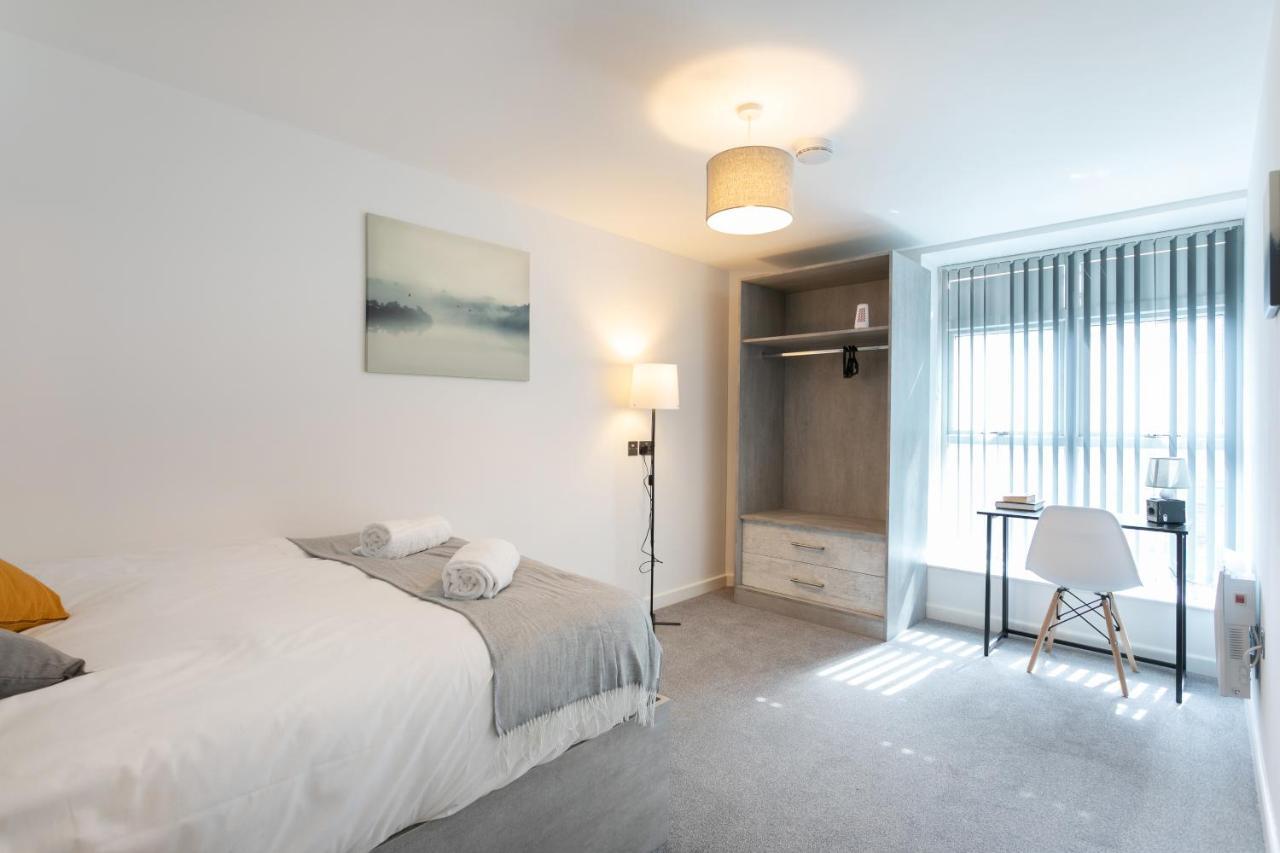 Hoemli Smart City Centre Apartment Лестер Экстерьер фото