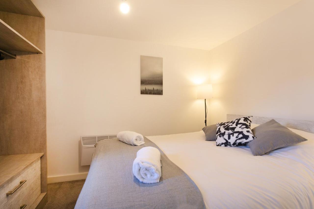 Hoemli Smart City Centre Apartment Лестер Экстерьер фото