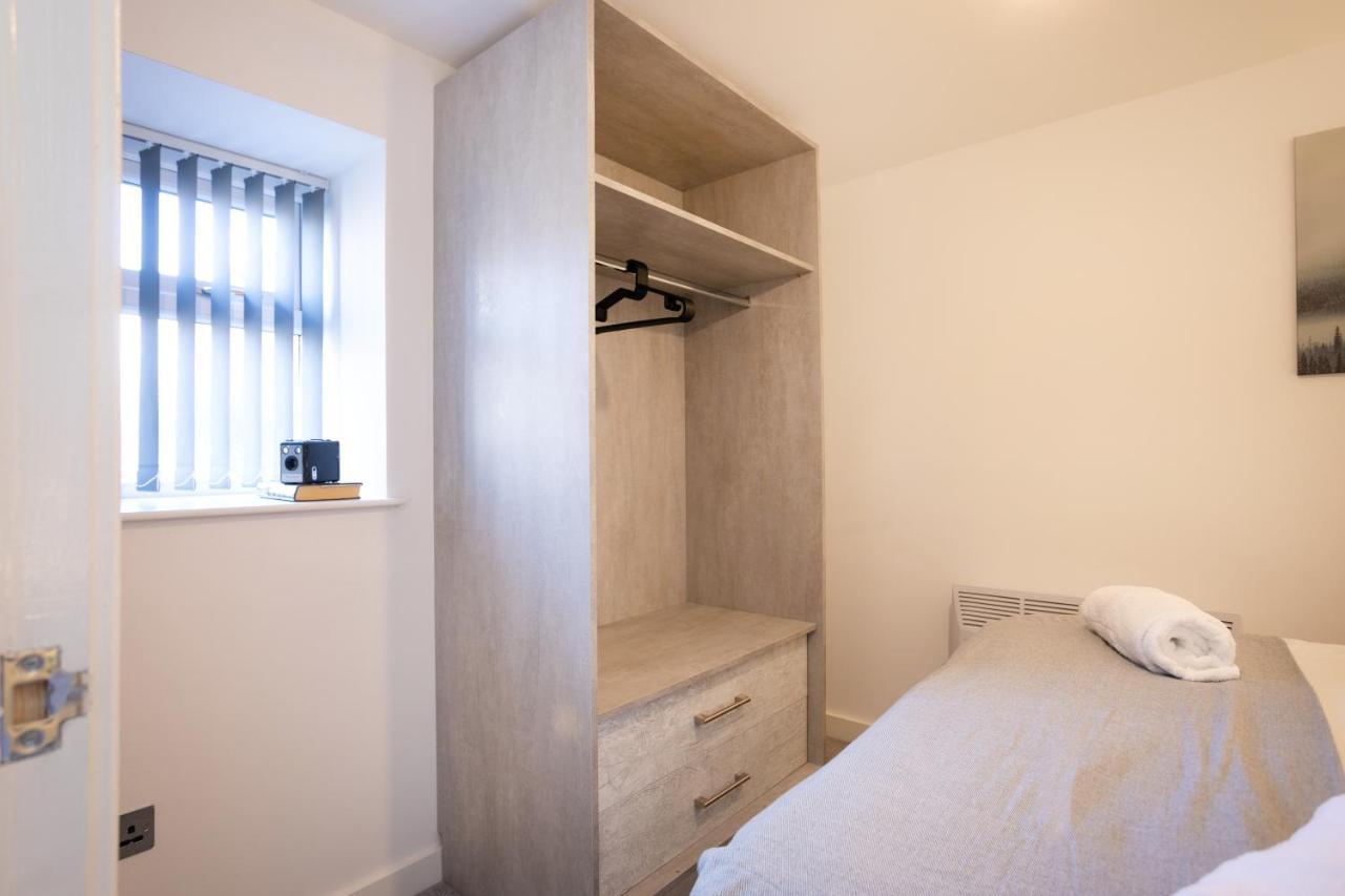 Hoemli Smart City Centre Apartment Лестер Экстерьер фото