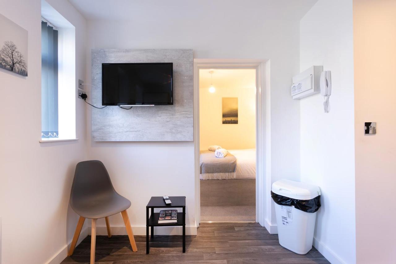 Hoemli Smart City Centre Apartment Лестер Экстерьер фото